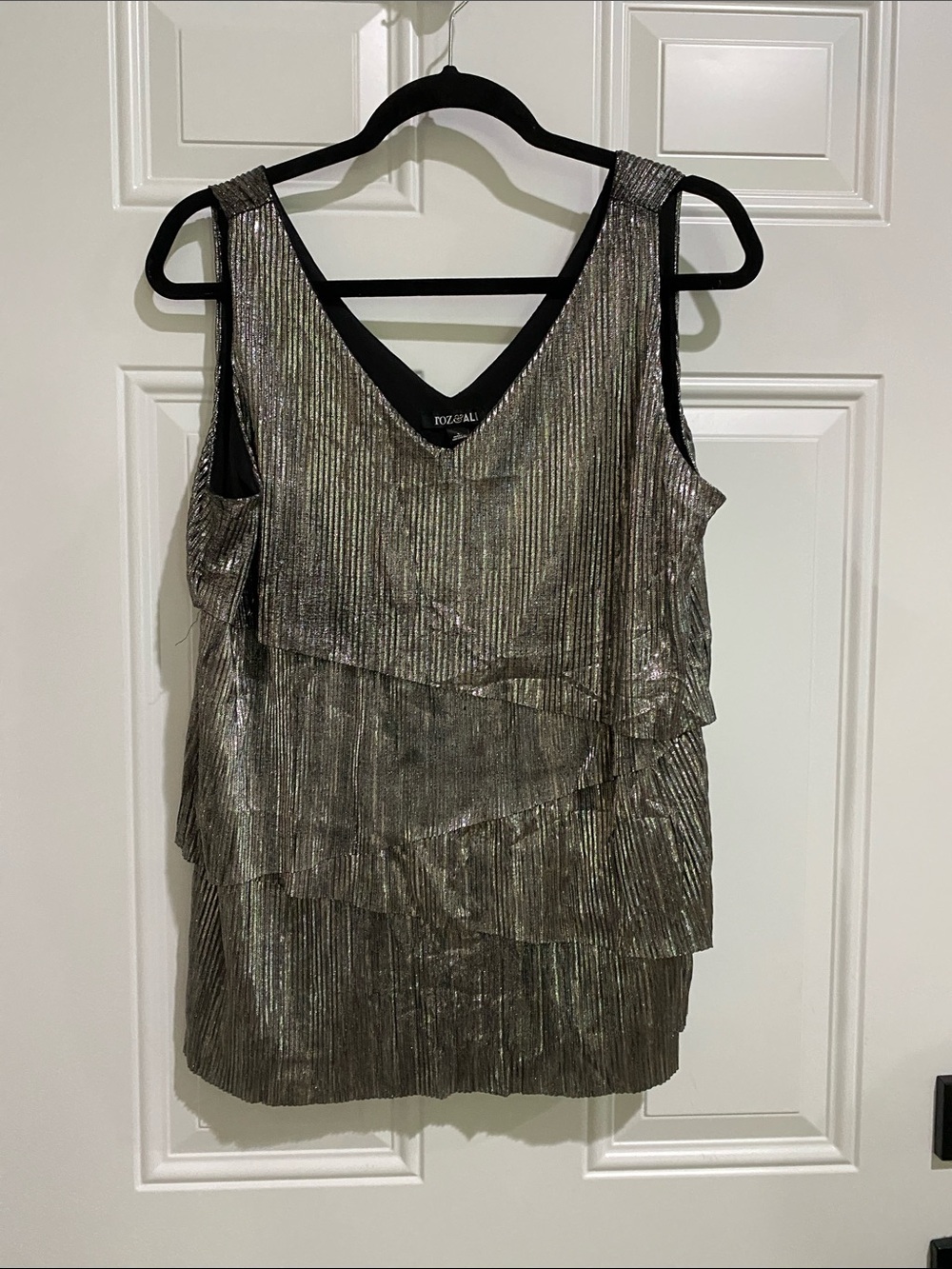 Roz & Ali Silver Metallic Tiered Ruffle Tank Top